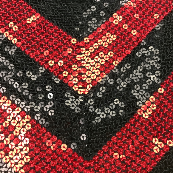 Bisou Bisou Sequined Black and Red Top Size S - Picture 4 of 4